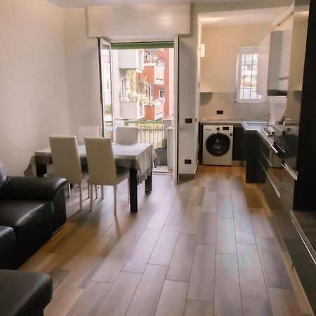 Prestigioso Appartamento In Zona Tortona - Solari ميلان المظهر الخارجي الصورة